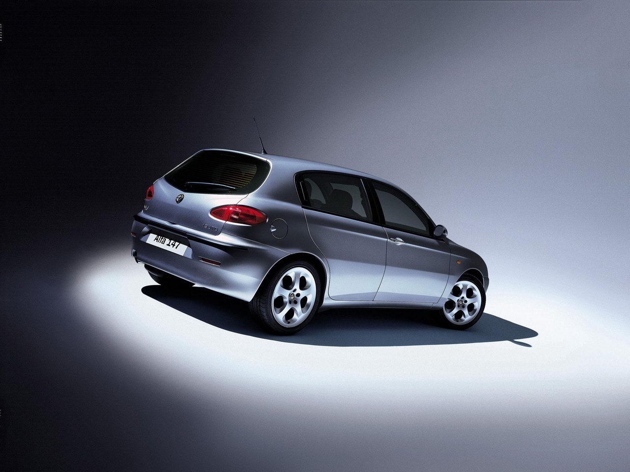 Alfa Romeo 147 002.jpg